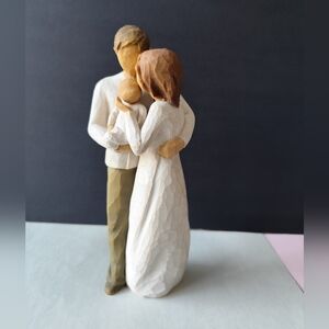 Willow Tree Our Gift Figurine Demdaco DD26181